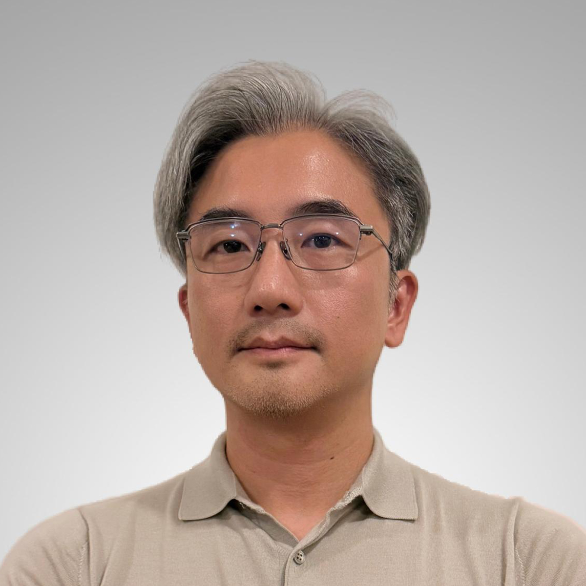 梁凱風先生